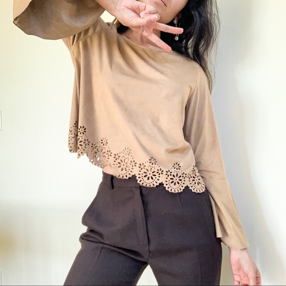 *SOLD* 70s faux suede blouse - Picture 2 of 7